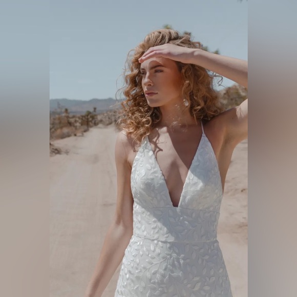 Jenny Yoo Lilith low cut low back whimsical wedding gown dress in ivory - Picture 2 of 15